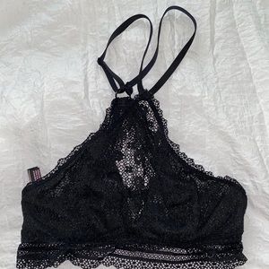 Victoria’s Secret black lace bra
